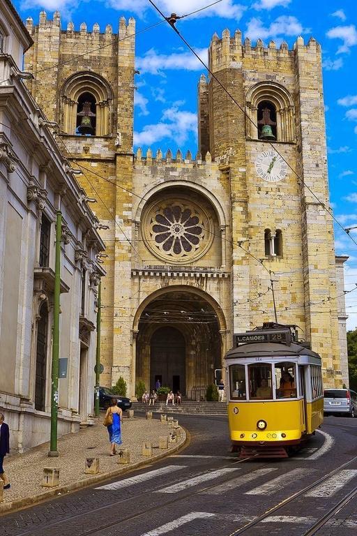 Your Home In Bairro Alto Lisboa Exteriör bild
